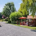 Le Pont Rouge & Les Vignes Chipilly