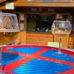 Le Pont Rouge & Les Vignes Chipilly